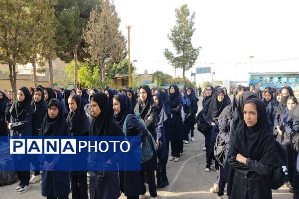 بازگشایی مدارس در دبیرستان دخترانه شهید مجید دهنوی نیشابور