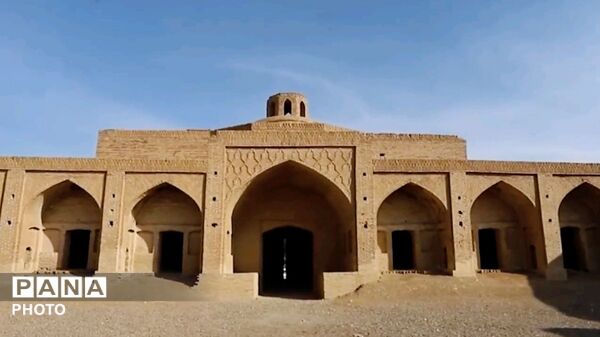  جلوه‌گری تاریخ در کاروانسرای باغ‌شیخ ساوه