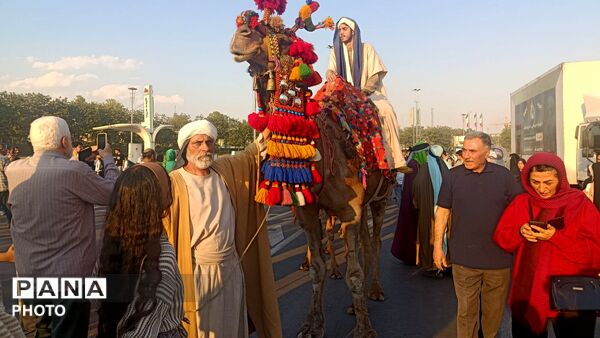 غدیر در قلب پایتخت؛ میدان آزادی میزبان خیل عظیم عاشقان ولایت