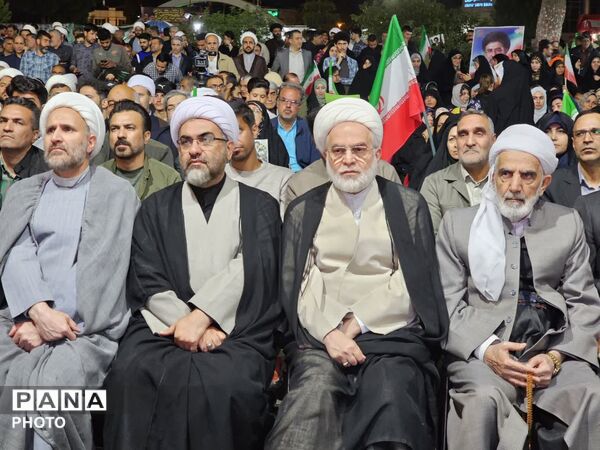 تجدید میثاق مردم سنندج با آرمان‌های انقلاب