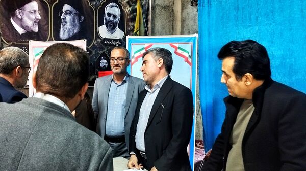 برپایی میز خدمت نماینده مردم اشتهارد در مصلی شهرستان اشتهارد