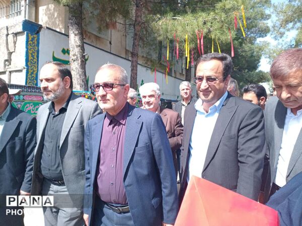 جشن روز معلم با حضور معاون پرورشی و فرهنگی وزیر آموزش و پرورش در یاسوج 