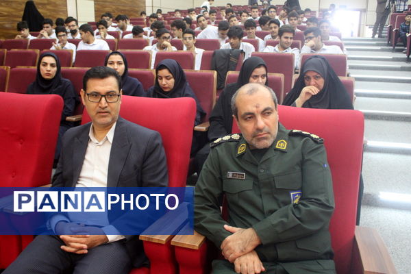 انتخابات شورای دانش‌آموزی مدرسه شهدای هسته‌ای بوشهر