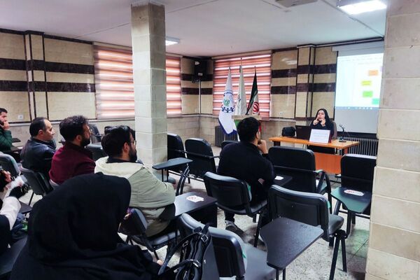 کارگاه آموزشی یاریگران زندگی ویژه مشاوران در فیروزکوه