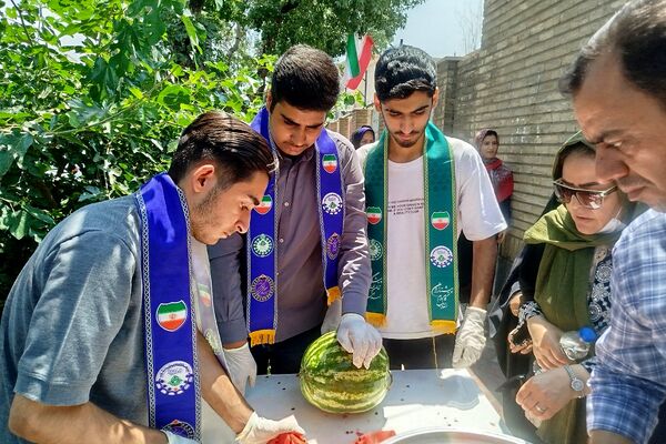 برپایی موکب عید غدیر به همت بسیج فرهنگیان و دانش آموزی ناحیه دو شهرری 