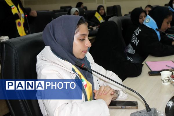 شور و نشاط در سیزدهمین دوره انتخابات شورای دانش‌آموزی کرمان