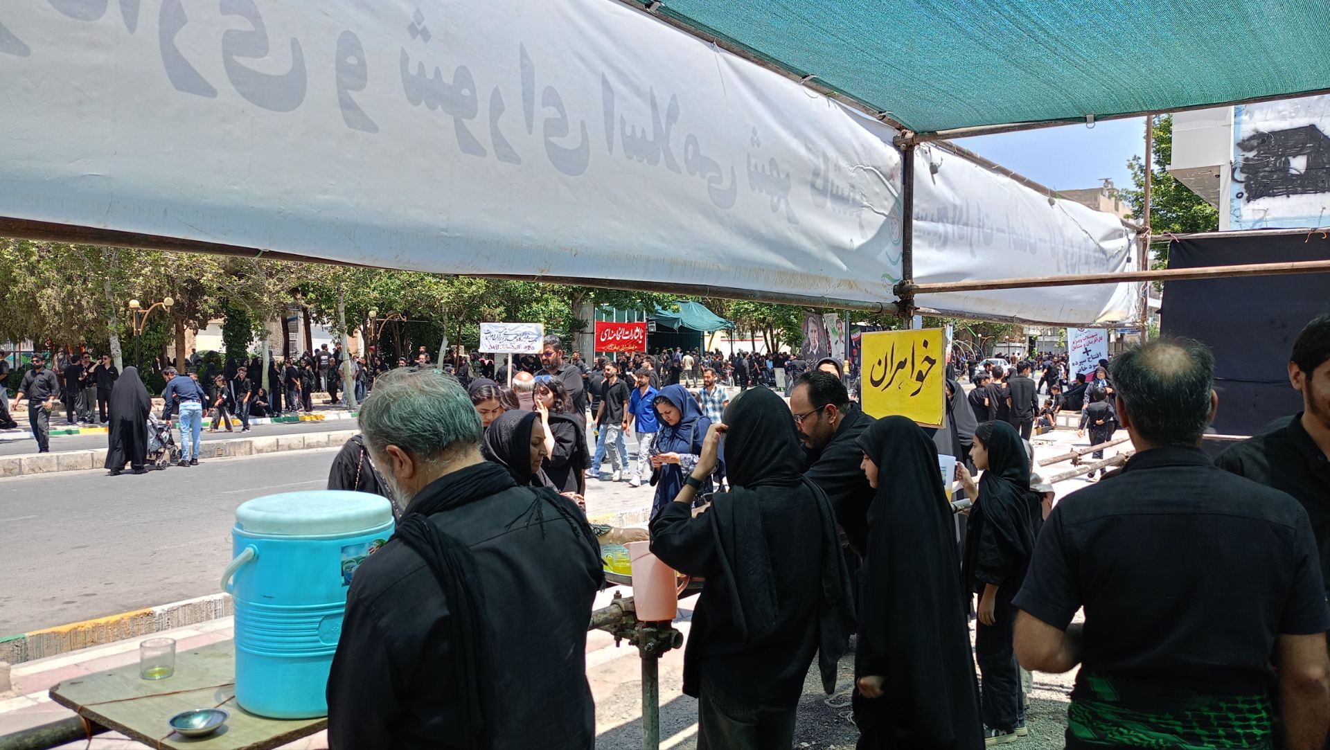 برپایی و آماده سازی موکب قرارگاه جهادی شهرستان کاشمر
