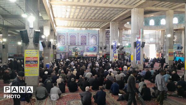 قاب پانا میزبان نماز جمعه مسجد جامع نیشابور