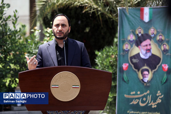 حاشیه جلسه هیات دولت - ۲۳ خرداد