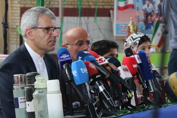 نشست خبری سخنگوی وزارت امور خارجه در لامرد