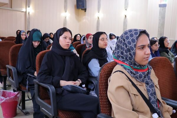 همایش انتخاب رشته کنکور در شهرستان پاکدشت 