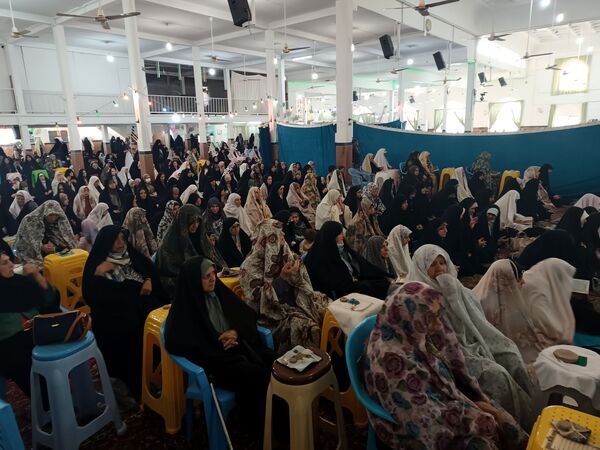 پایان یک ماه بندگی خداوند و نماز عید فطر در گناباد