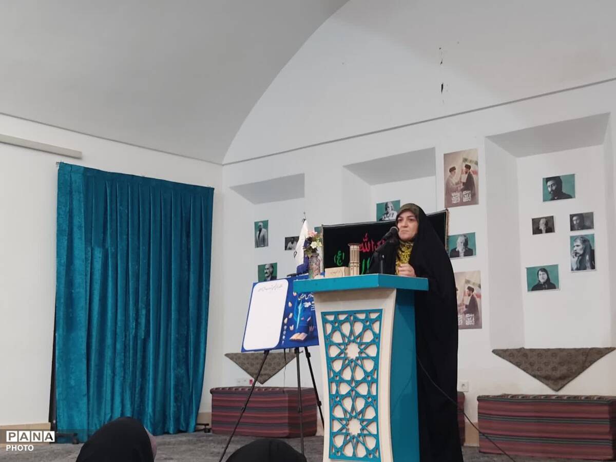 آغاز به کار انجمن تخصصی شعر و ادب دانش آموزی یزد