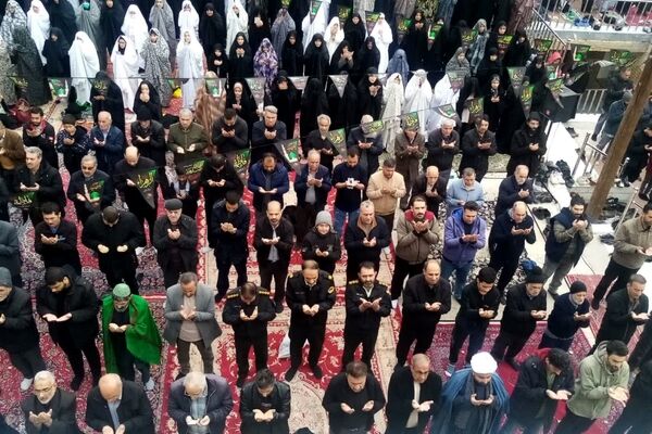 لحظات انس با خدا در نماز عید فطر شهر کهک