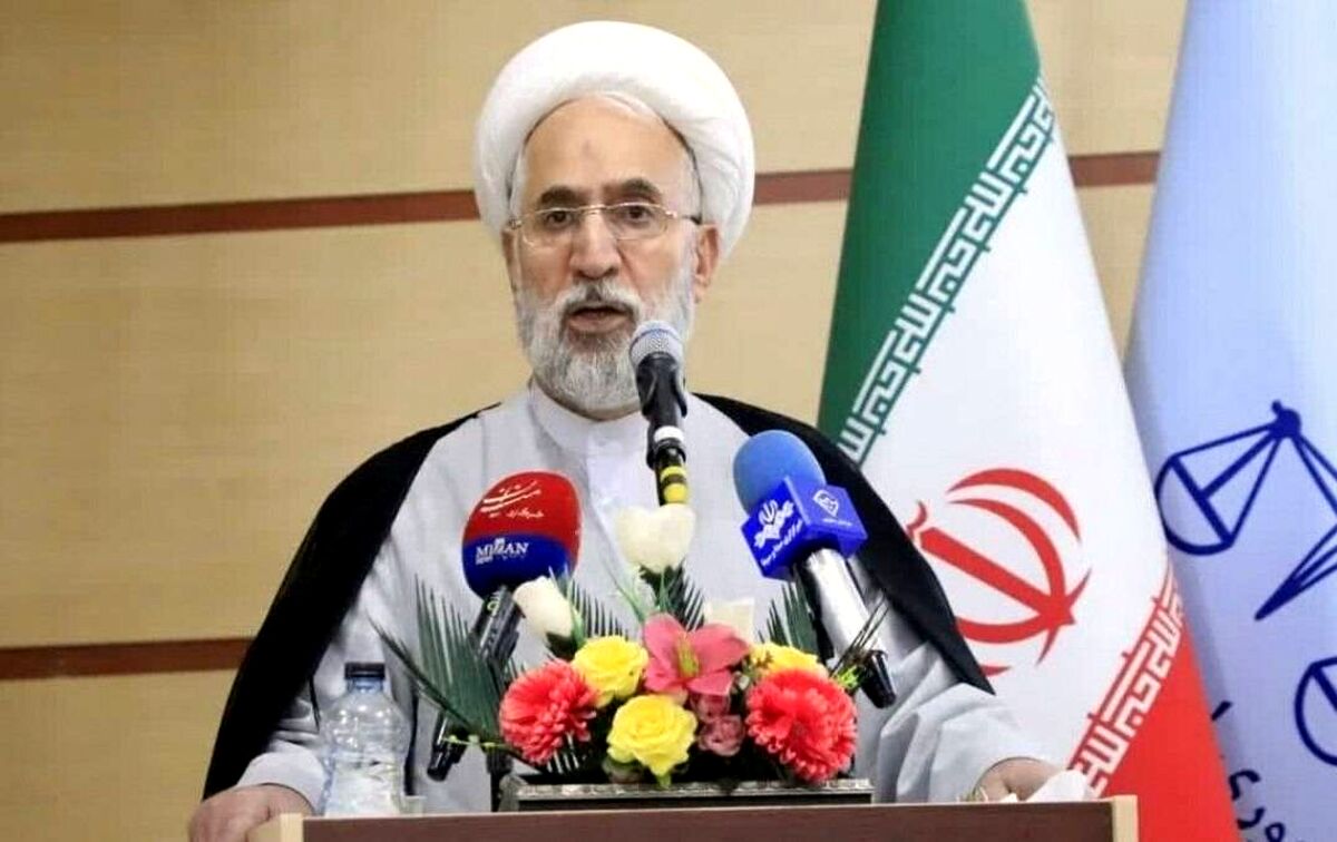 جنایت میناب با استانداردهای دوگانه قابل پنهان کردن نیست