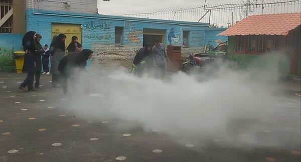 برنامه آموزشی اطفا حریق در مدرسه مهندس رحمانی فرد مشهد