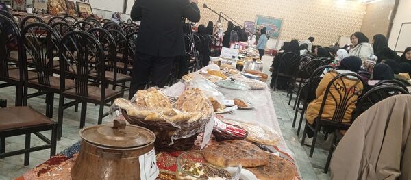 جشنواره بومی محلی و جشن دهه فجر در شهر تیتکانلو