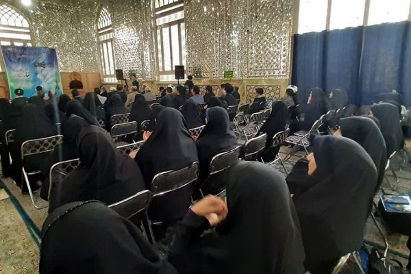 ششمین اجلاس سراسری نماز دانش‌آموزی در ناحیه 2 شهرری 