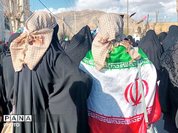 بیعت مردم شهرستان لردگان با امام امت