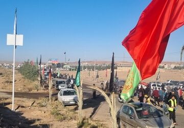 قدم‌های عاشقی از ملک‌آباد تا مشهد وقتی جاده پر از موکب و مهربانی شد