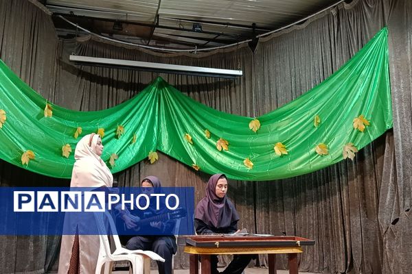 دبیرستان عترت ورامین، عطر مادر را در کانون هدایت پراکند