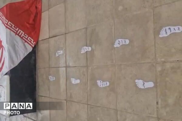 غبارروبی مزار شهدا به یاد دانش آموزان شهید
