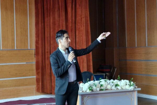نشست معاونان آموزشی مدارس شهرستان‌های استان تهران به میزبانی قرچک 