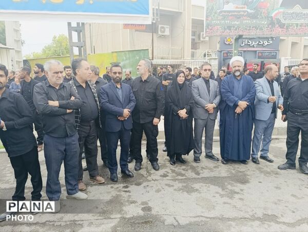 تشییع «شهیده فاطمه طاهری فرد» مدیر دبستان میناب در جیرفت
