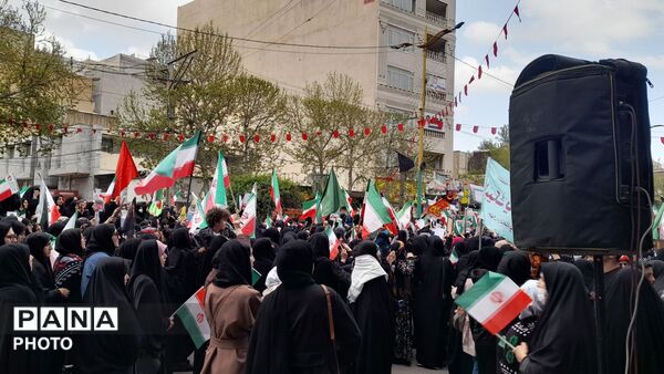 اجتماع بانوان خرم‌آبادی برای تکریم خانواده‌های شهدا و ایثارگران