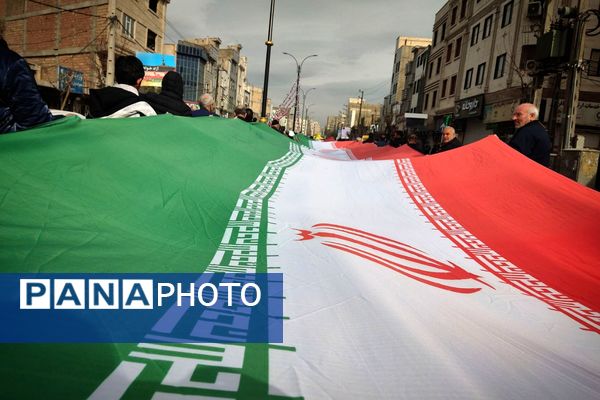 حماسه حضور مردم غیور باقرشهر و کهریزک در راهپیمایی ۲۲بهمن