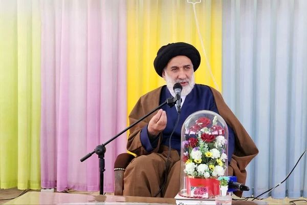 از هر مسئول پرتلاش باید پشتیبانی کرد