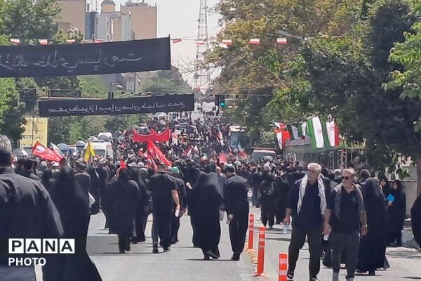 وداع با آقای شهید ایران 
