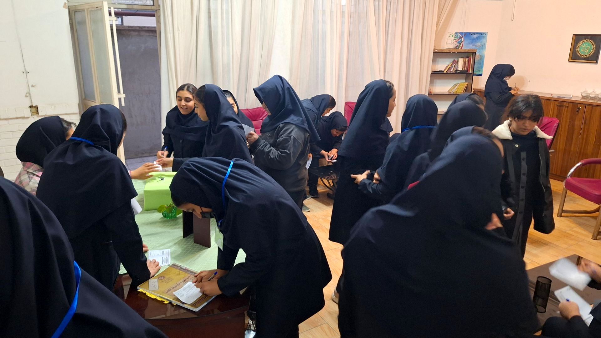 انتخابات شورای دانش‌آموزی در دبیرستان شهید قویدل