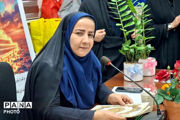 قدردانی از مربیان و مدیران منتخب طرح‌های آموزشی کودکستان‌های شهرستان قرچک
