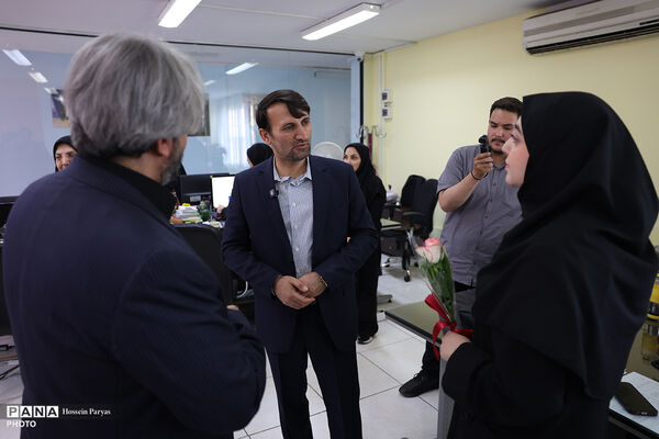 بازدید علی فرهادی سخنگوی وزارت آموزش و پرورش از خبرگزاری پانا