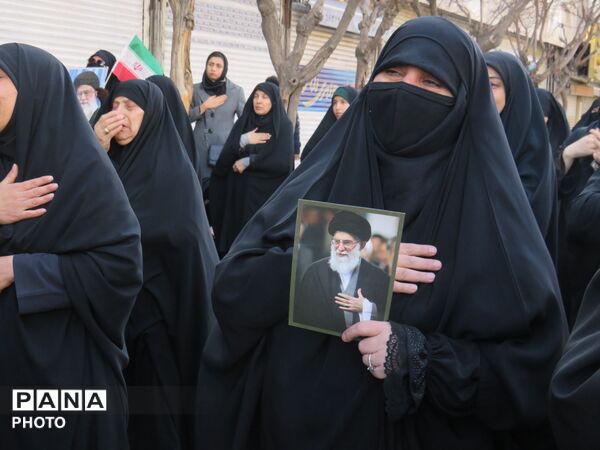 تجمع مردمی برای شهادت رهبر عزیز انقلاب