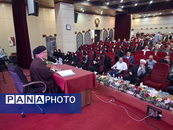 اولین نشست شبکه تخصصی تحول در علوم انسانی سازمان بسیج اساتید کشور