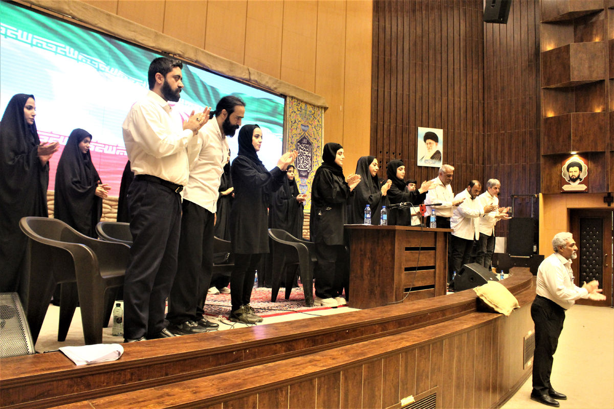 کارگاه نمایشنامه خوانی و نقد فیلم دفاع مقدس در قم