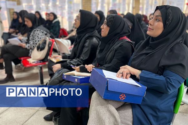 کارگاه استانی توانمندسازی مربیان پیش‌دبستانی و معلمان ابتدایی در دبستان دکتر محمدحسین کیهانی اسلامشهر