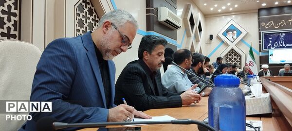 جلسه هیات امنای یادمان‌های شهدای گمنام استان قم