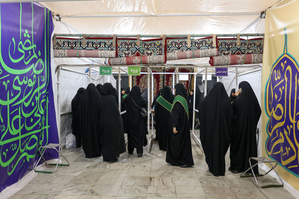 آیین معنوی اعتکاف در حرم مطهر رضوی- ۲