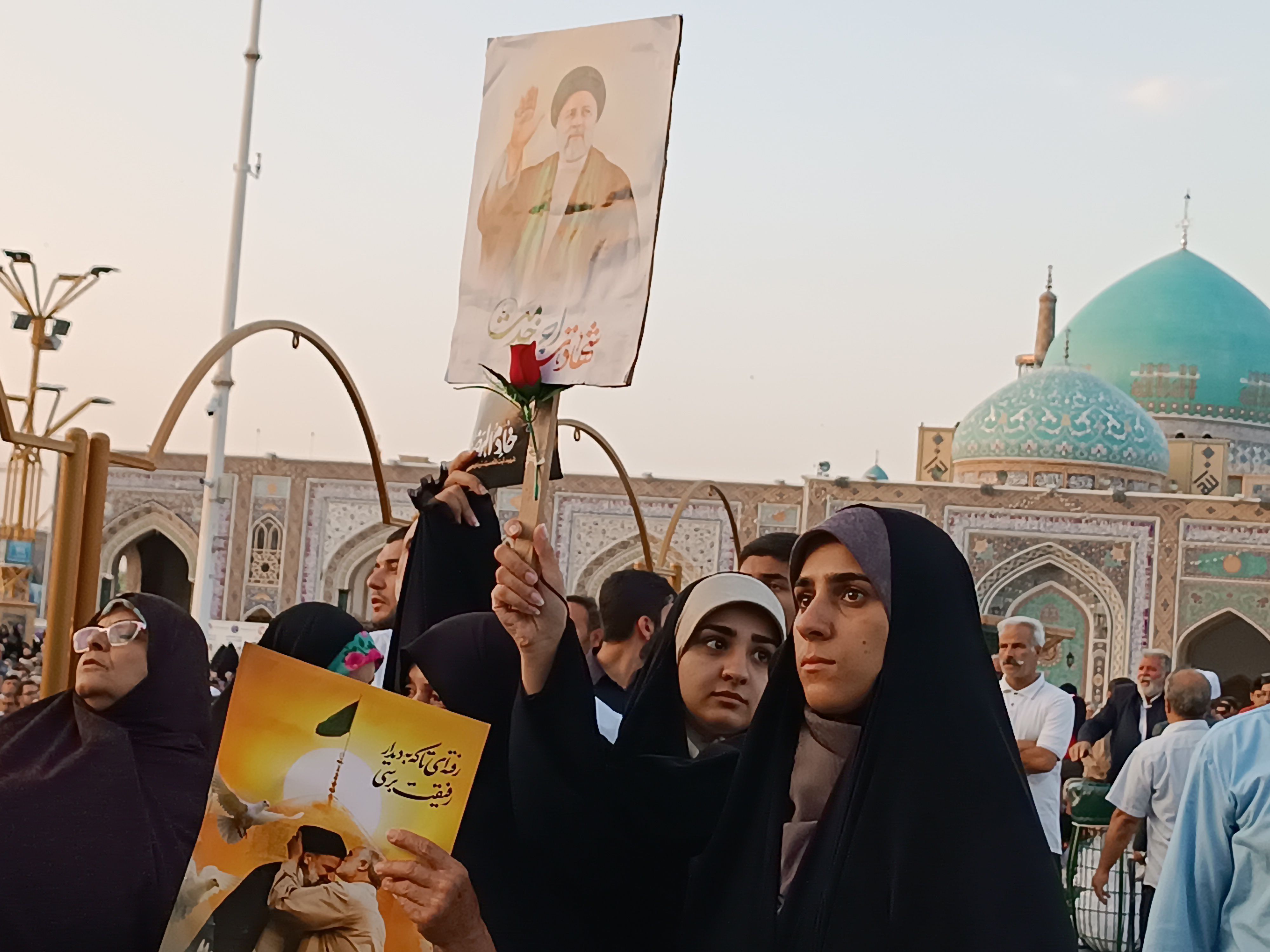 برگزاری مراسم چهلم رئیس‌جمهور شهید در حرم مطهر رضوی 