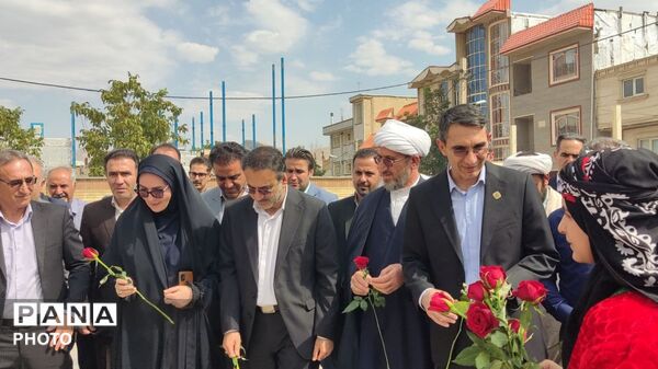 افتتاح دبیرستان دخترانه قلم‌چی و سالن کشتی آموزش و پرورش در سلسله