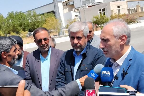 رئیس سازمان برنامه: تکمیل بیمارستان‌های جیرفت، عنبرآباد و کهنوج مورد تاکید است