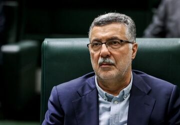 عذرخواهی وزیر بهداشت از رسانه‌ها به‌دنبال حواشی نشست خبری روز گذشته