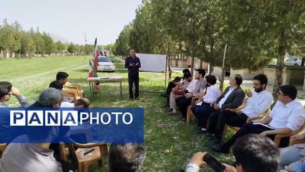 برگزاری دوره‌ آموزشی تربیت مربی کاردان ویژه مربیان پیشتاز استان مرکزی