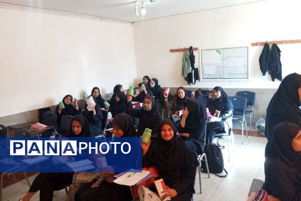 جشن روز دانش‌آموز در مدارس ناحیه ۳ شیراز