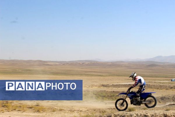 غرش موتورها در ملکان؛ نمایش قدرت و هیجان در هفته تربیت‌بدنی