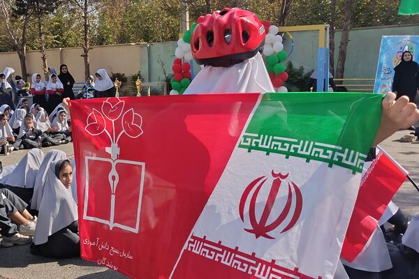 افتتاحیه المپیاد ورزشی درون مدرسه‌ای دبستان دخترانه بعثت۲