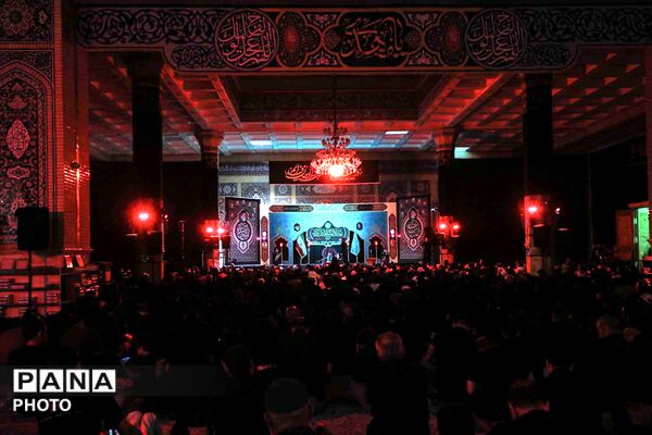 مراسم شام غریبان در مسجد مقدس جمکران
